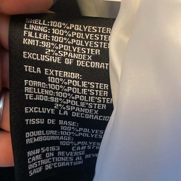 Guess White Puffer Coat Black Zippers NWOT - Picture 7 of 7